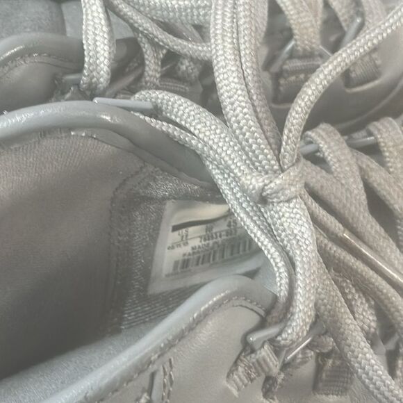 ✨ Nike Air Jordan Westbrook 0 Sneakers - Men’s, Cool Gray, Size 11, Mid-Top 2015 - Picture 6 of 6